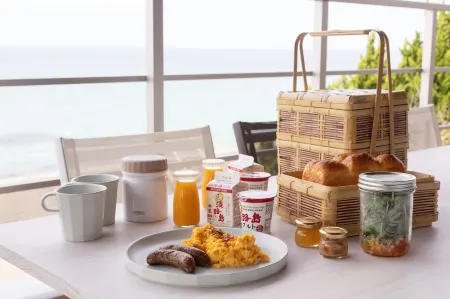 Kamome Slow Hotel Отели в г. Авадзи