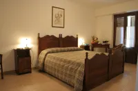 LH Albergo Il Paradiso Hotels in Pescasseroli