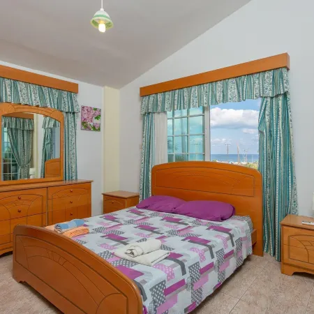 Villa Iliada Large Private Pool Walk to Beach A C Wifi Car Not Required - 2143