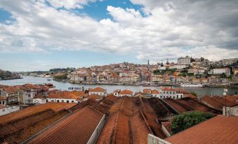 Gaia23 · Lovely 2-bed w/ Parking Amazing View