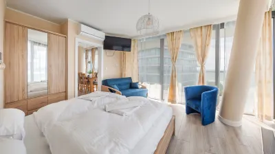 私人公寓 Sun & Snow 在 Wave HOTEL BAŁTYK ( DAWNY)附近的飯店