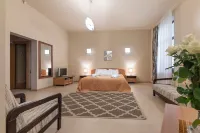 Room in Guest Room - Valensija - Family Room 2 Adults 2 Children