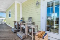 Sea Breeze Manor by Pristine Properties Vacation Rentals