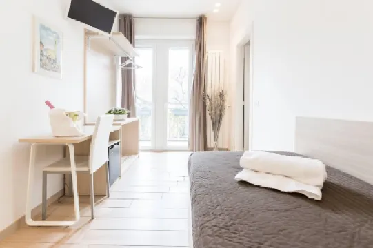 Foresteria Via Italia Hotels near Cargo 1 - Fiera Milano