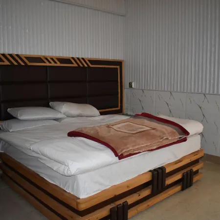 Clifton Hotel