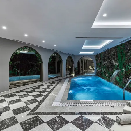 La Fleur Boutique Hotel