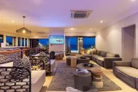 Dolphin Coast Yolo Spaces - Ballito Beach House Villa