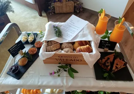 Hotel Cotto do Gatto Отели в г. Косиейру