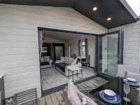 Waterside Lodge - Dog Friendly Sutton on Sea