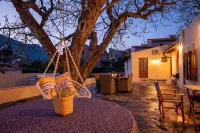 Walnut Tree Villa Ano Archanes-10km from Heraklion