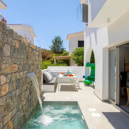 Protaras Rose by the Sea Villa