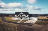 Ann Riley Farmhouse Yuba Vineyards