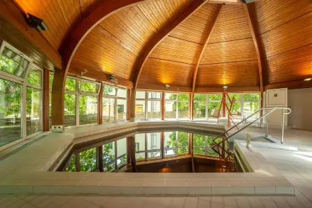 Hungarospa Thermal Hotel Отели в г. Хайдусобослоский яраш