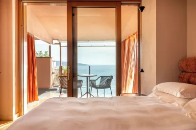 Laqua by the Sea Hotels in Meta