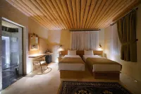 Kappadoks Cave Hotel Hotels near Uchisar Castle