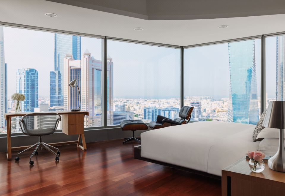 5. 주메이라 리빙 ..