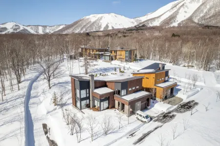 Rusutsu Chalet Altair 8 Отели рядом с достопримечательностью «Rusutsu Shrine»