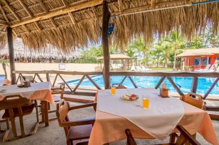 Hotel Guanacaste Lodge Отели в г. Плайя Фламинго