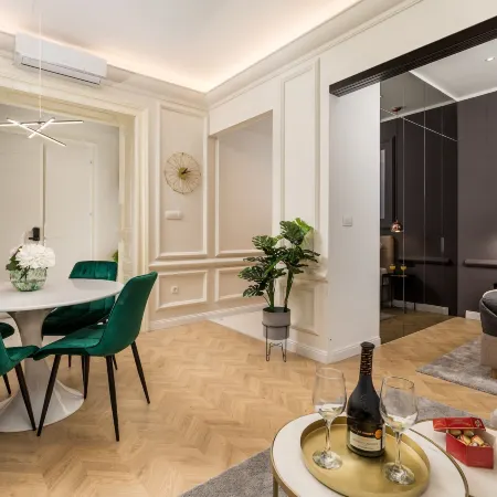 Luxury Number 1 Apartments