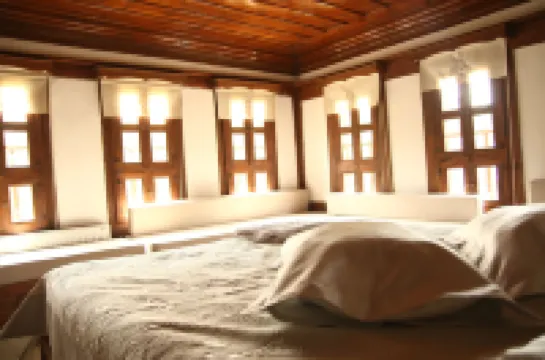 Çamlıca Konak Çarsı