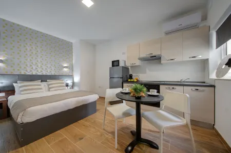 Marina Suites & Apartments - Self Catering - by Tritoni Hotels Отели в г. Ta' Xbiex