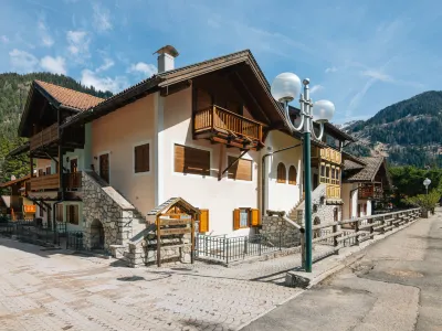 Corte dei Larici Hotel in zona Sassolungo