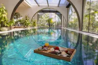 Flower Hotel & Resort - Pools