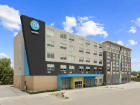 Tru by Hilton Lincoln East Hotels in Lincoln