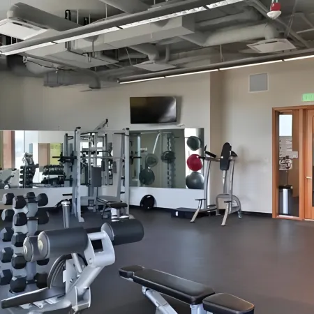 The Sophari 1BR Experience:Modern Living|Pool+Gym