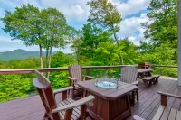 Gorgeous Views and Inviting Sauna - Stunning Mountain Escape Hotels in Sugar Mountain