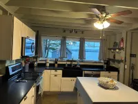 Toddy Pond Lakehouse -  Beautiful sunrises, water fun, close coastal towns/parks