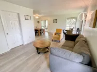 Charming Cottage with Screened Porch and Hammock - Delightful Escape Hotel a Ocracoke