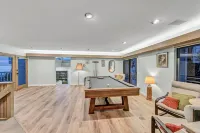 Ocean View and Panoramic Deck - Charming Coastal Retreat