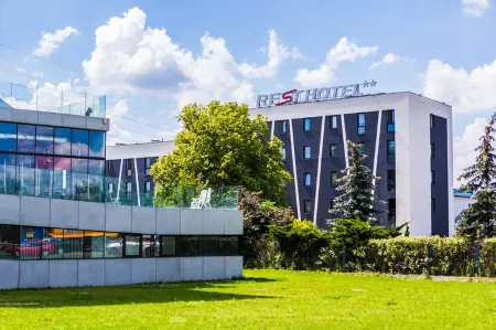 ibis Styles Warszawa West Отели в г. Ожарув-Мазовецкий