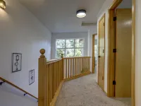 Charming Oasis with Hot Tub and Fenced Backyard - Delightful Retreat