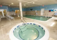 Holiday Inn Express & Suites Chicago North-Waukegan-Gurnee Hotels in Waukegan