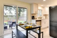 Pet Friendly Home Near Intel and Nike!