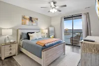 Breathtaking Main Channel Views and Spacious Balcony - Elegant Sanctuary Hotels in Osage Beach