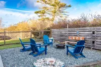 Expansive Deck and Captivating Views - Luxurious Spacious Haven Hotels in Coupeville