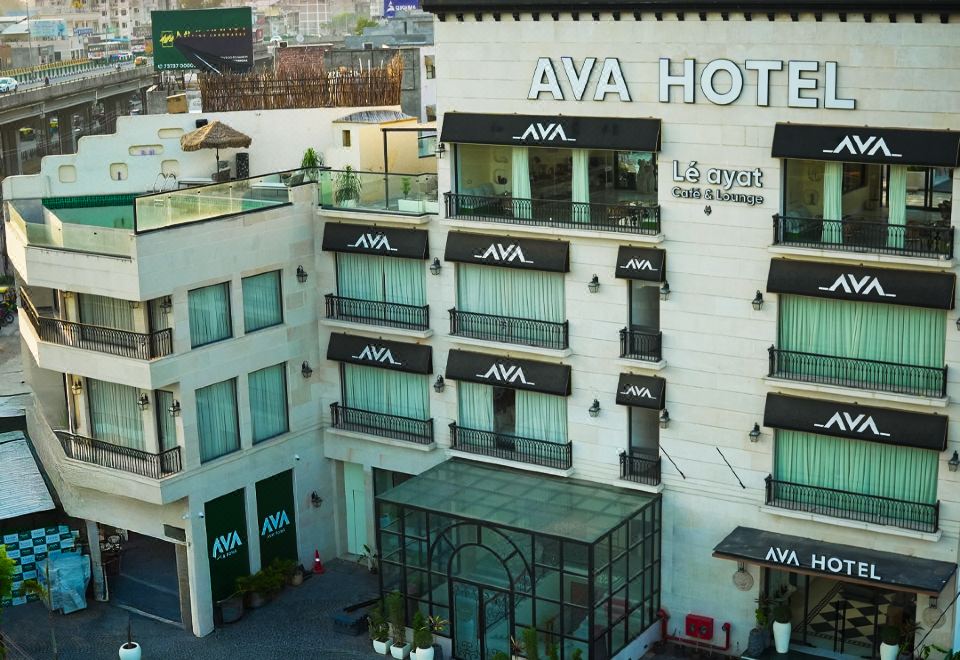 AVA 호텔 객실 내부