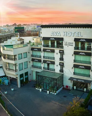 AVA Hotel Chandigarh Zirakpur Отели в г. Мохали