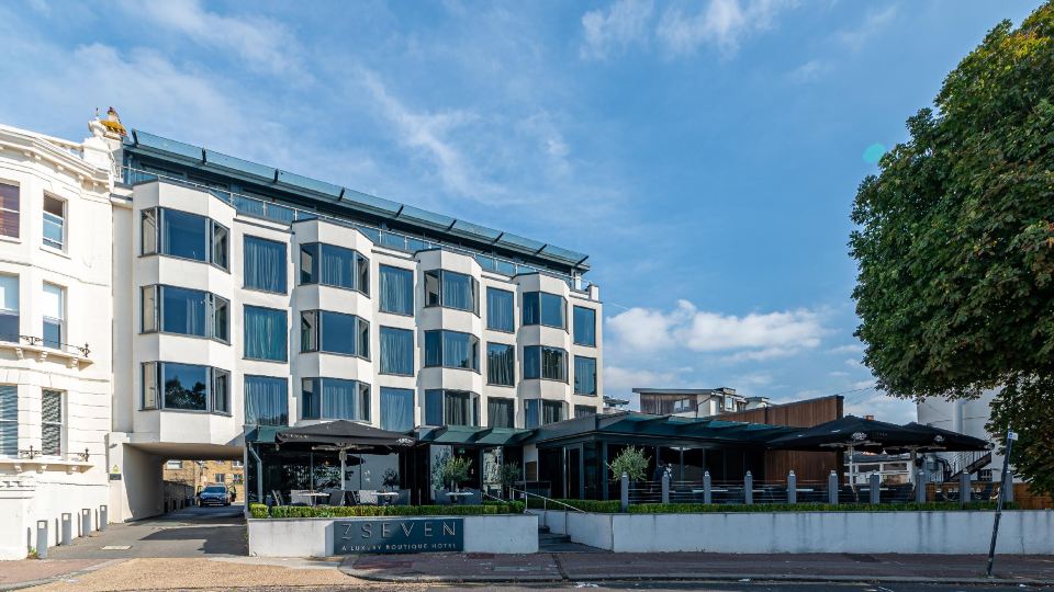 Seven Hotel