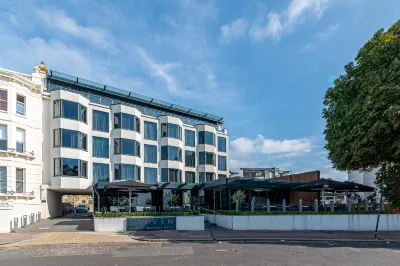 Seven Hotel Hotels near Southend Pier and Railway