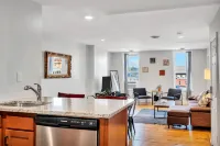 Cozy Atmosphere and Dedicated Workspace - Inviting Urban Retreat Các khách sạn ở Troy