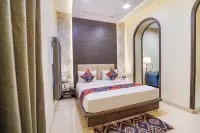 FabHotel Rivlet Premium - Nr Jama Masjid and Red Fort Hotels in Dariyaganj
