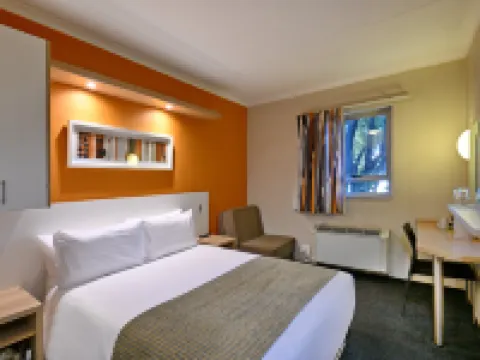 Road Lodge Germiston Lake Hotels in Germiston