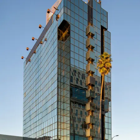Kasa Sunset Los Angeles Отели рядом с достопримечательностью «Киностудия Paramount»