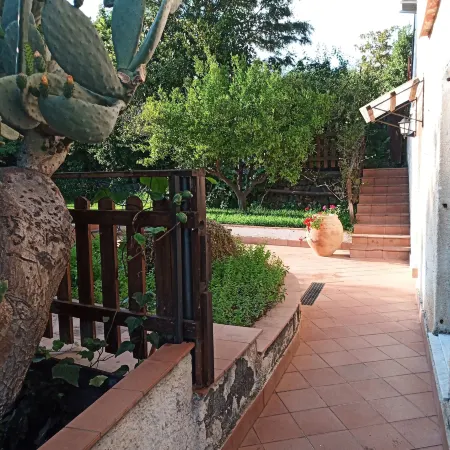 Villa Aresco Hotels in Mascalucia