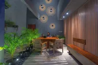 Ayom Suite Hotels in Selaparang