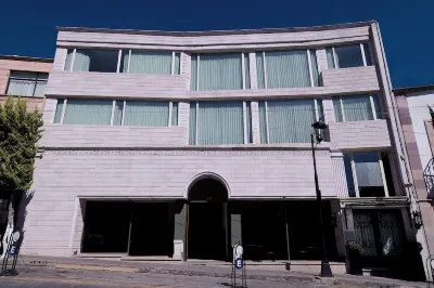 Suites San Pedro Các khách sạn ở Guadalupe